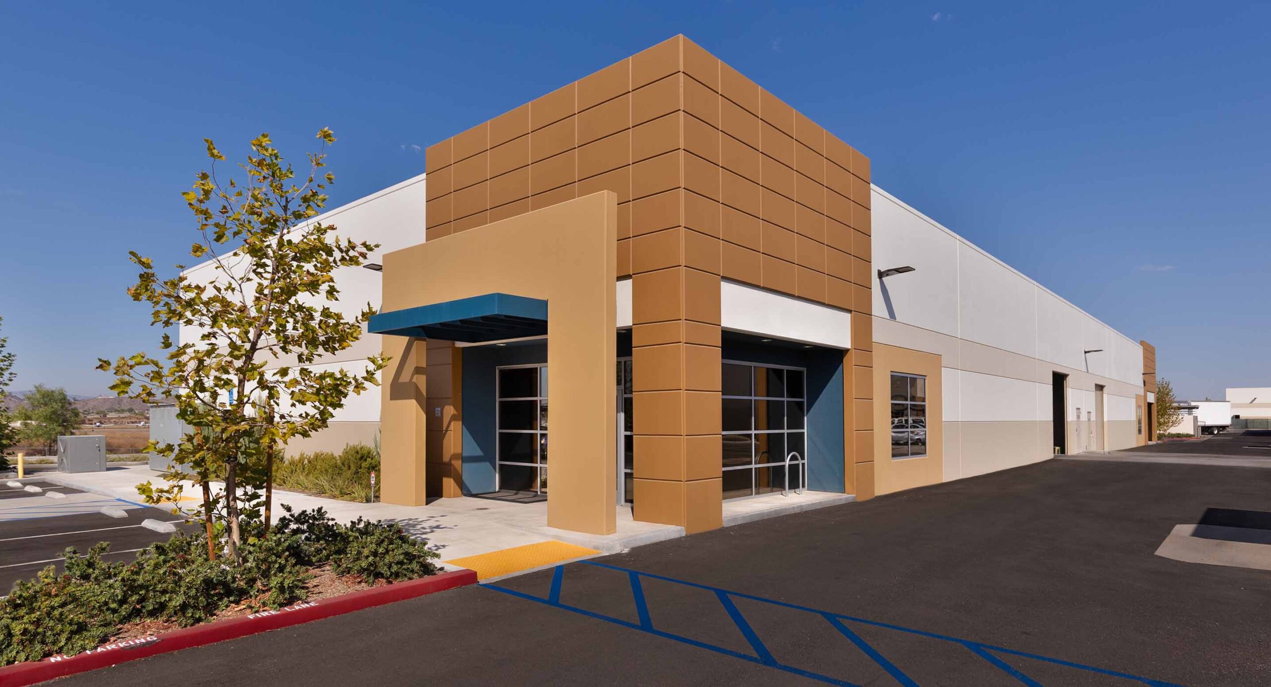 AEVEX Aerospace Expands Aircraft Modification Facilities In Murrieta, CA